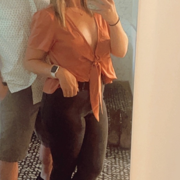 Women’s Size Medium Wild Fable Pink Tie Crop Short Sleeve Shirt - Picture 8 of 8